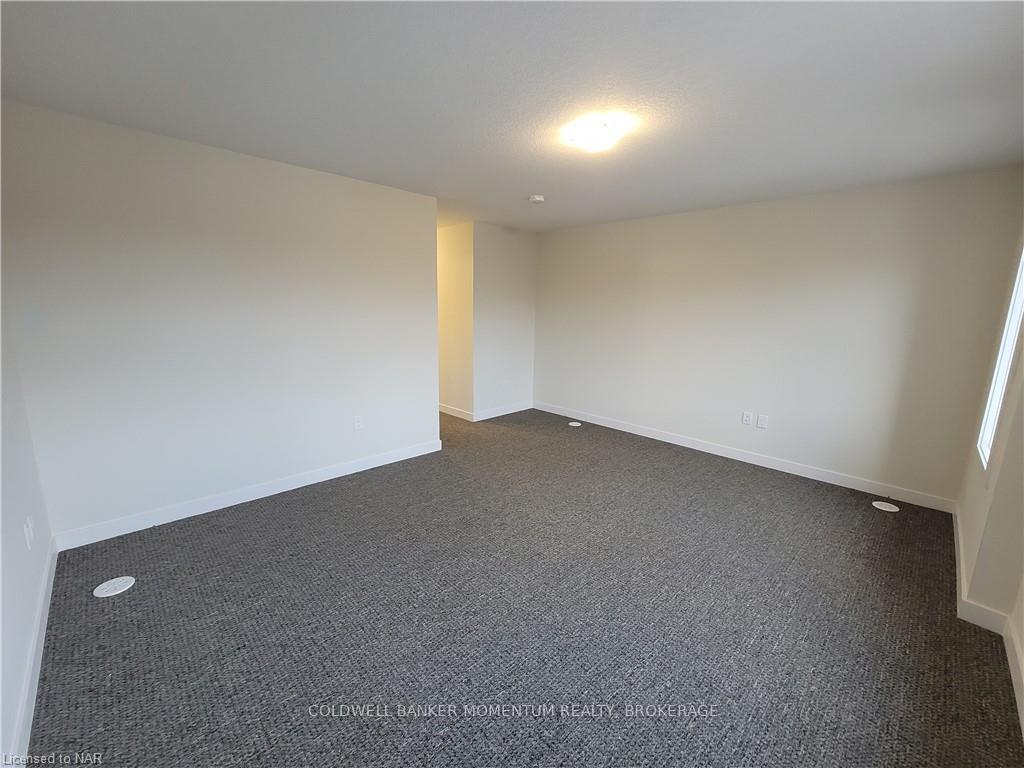 Photo 16 of Unit 25, 590 North Service Road, Hamilton, Lakeshore — HOMEH