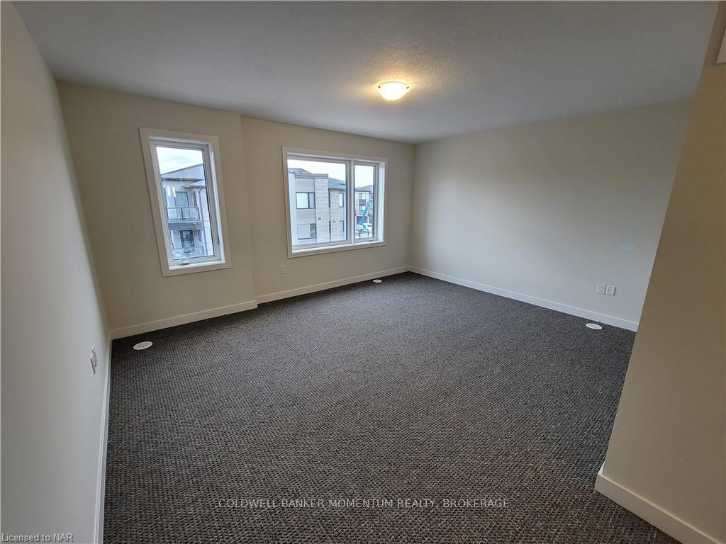 Photo 18 of Unit 25, 590 North Service Road, Hamilton, Lakeshore — HOMEH
