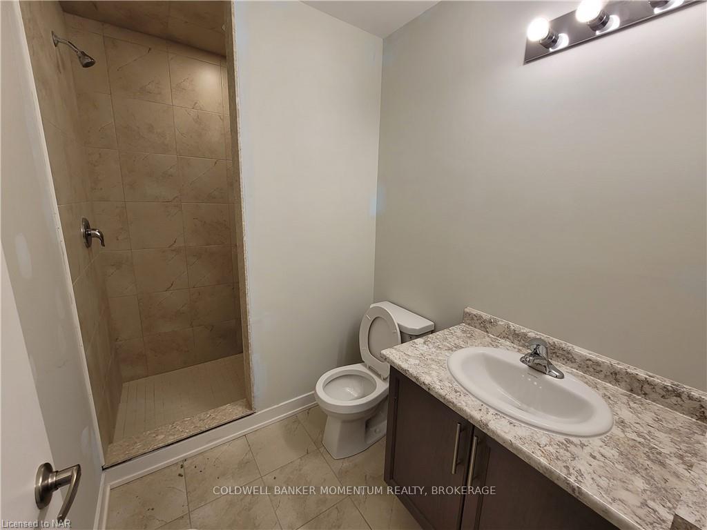 Photo 20 of Unit 25, 590 North Service Road, Hamilton, Lakeshore — HOMEH