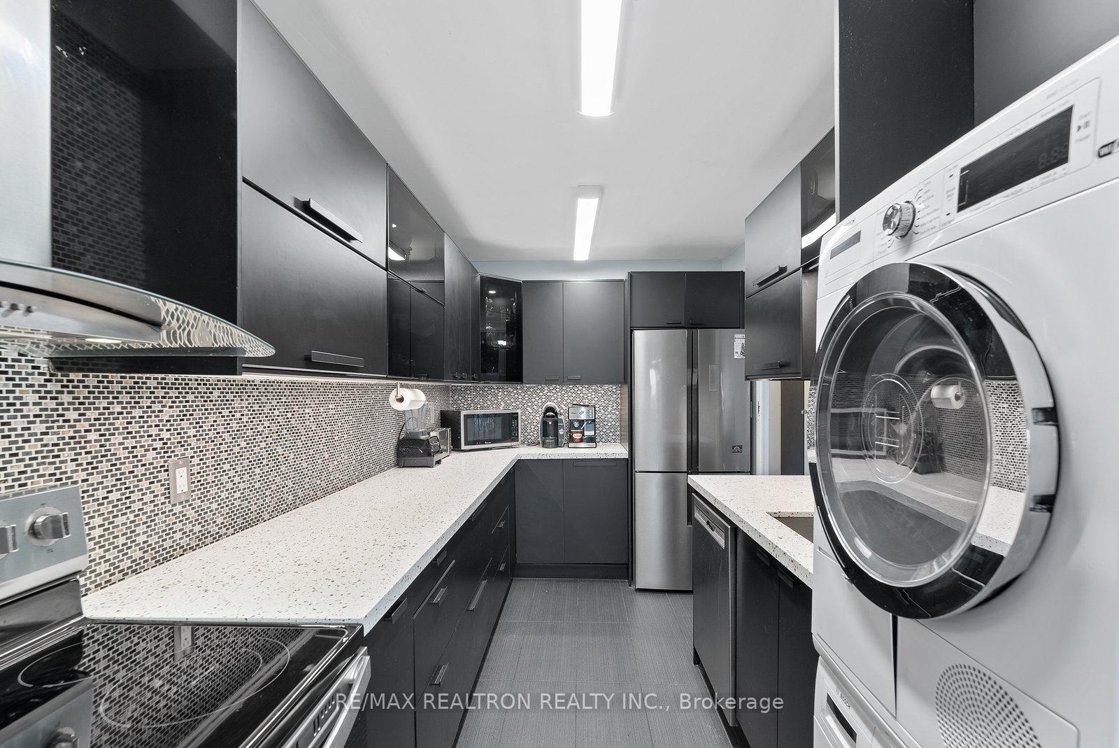 Photo 14 of Unit 1110, 1 Massey Square, Toronto, Crescent Town — HOMEH