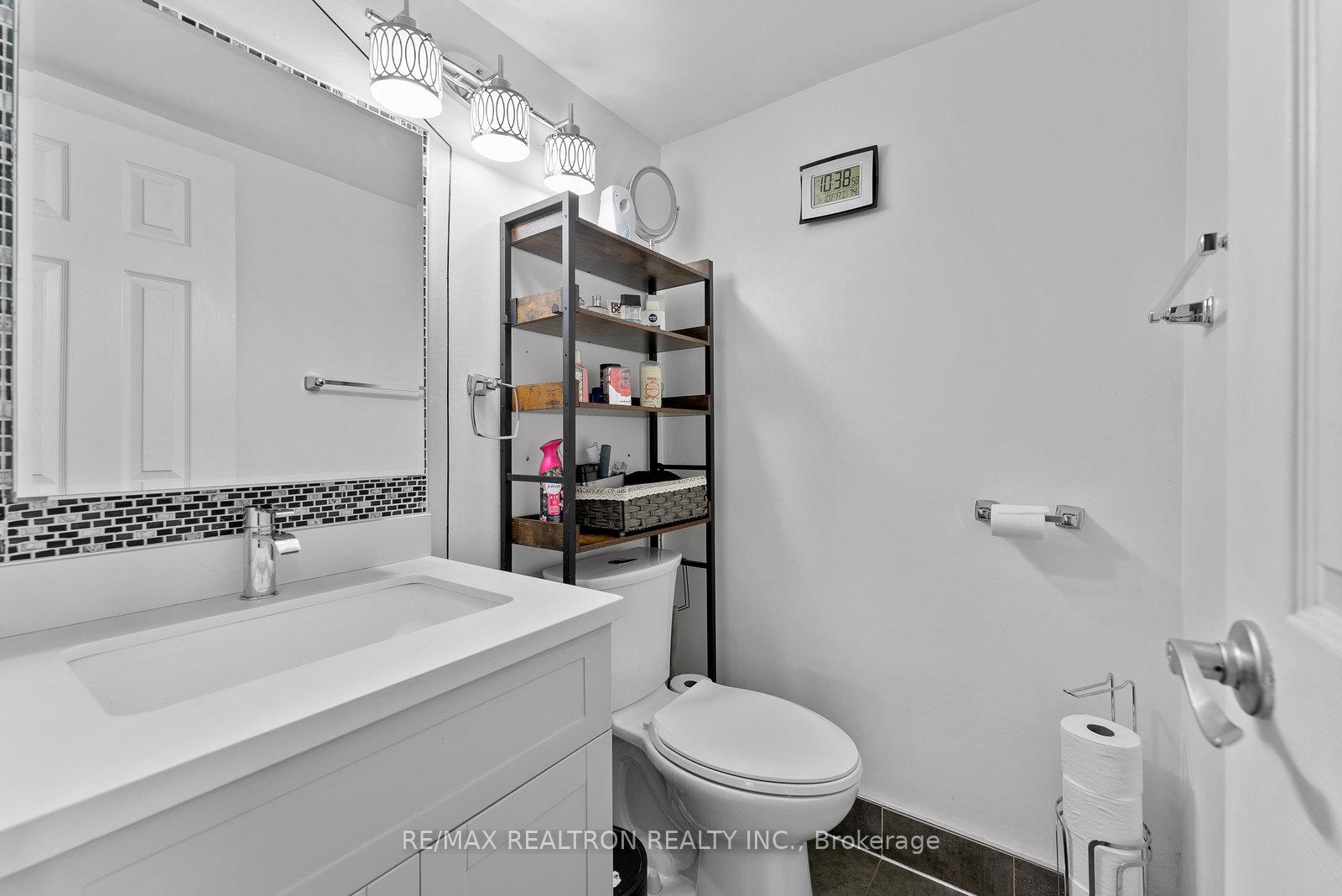 Photo 23 of Unit 1110, 1 Massey Square, Toronto, Crescent Town — HOMEH