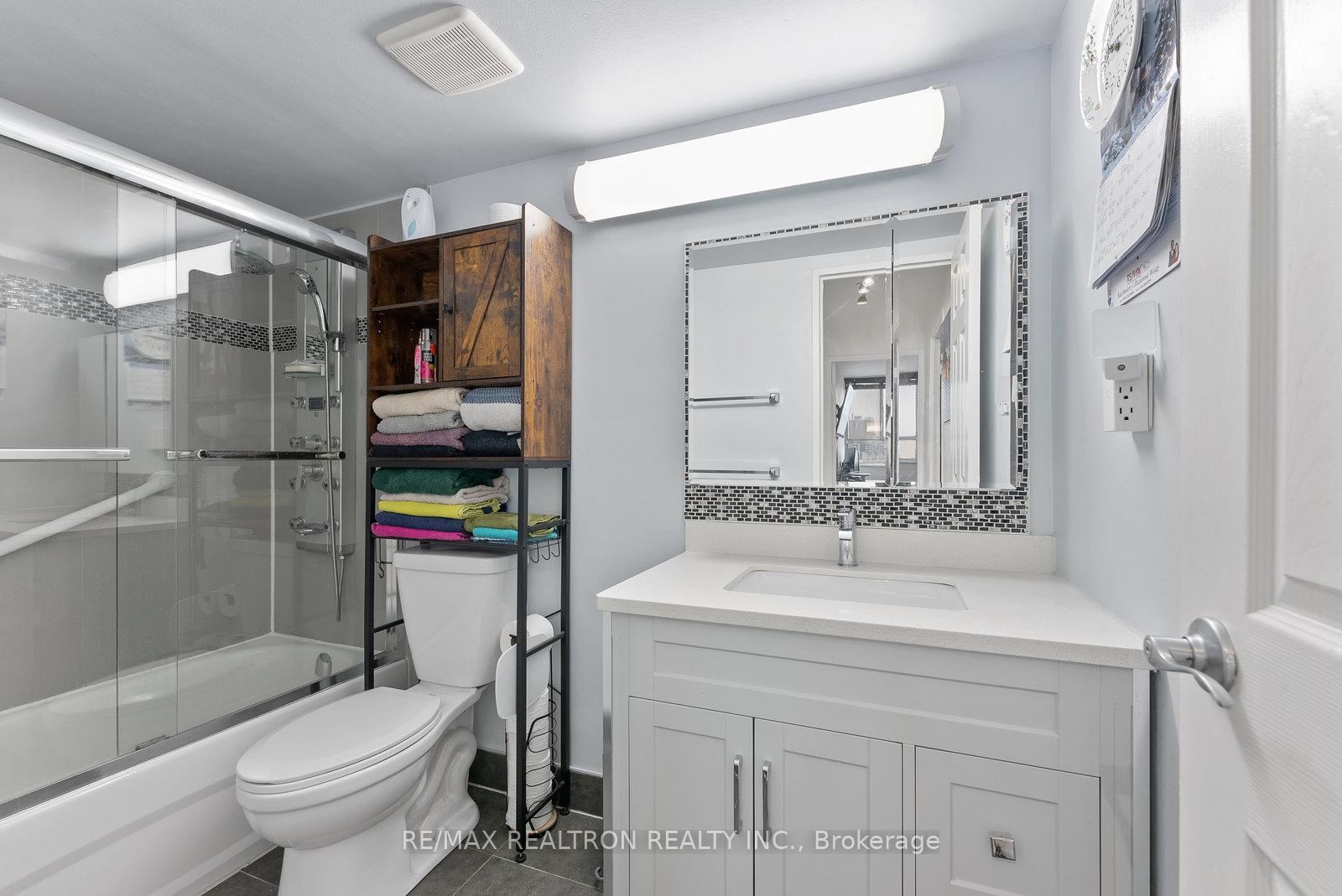 Photo 31 of Unit 1110, 1 Massey Square, Toronto, Crescent Town — HOMEH