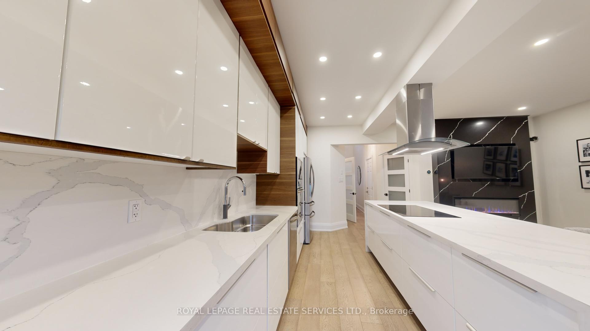 Photo 7 of Unit 16, 2169 Orchard Road, Burlington, Orchard — HOMEH