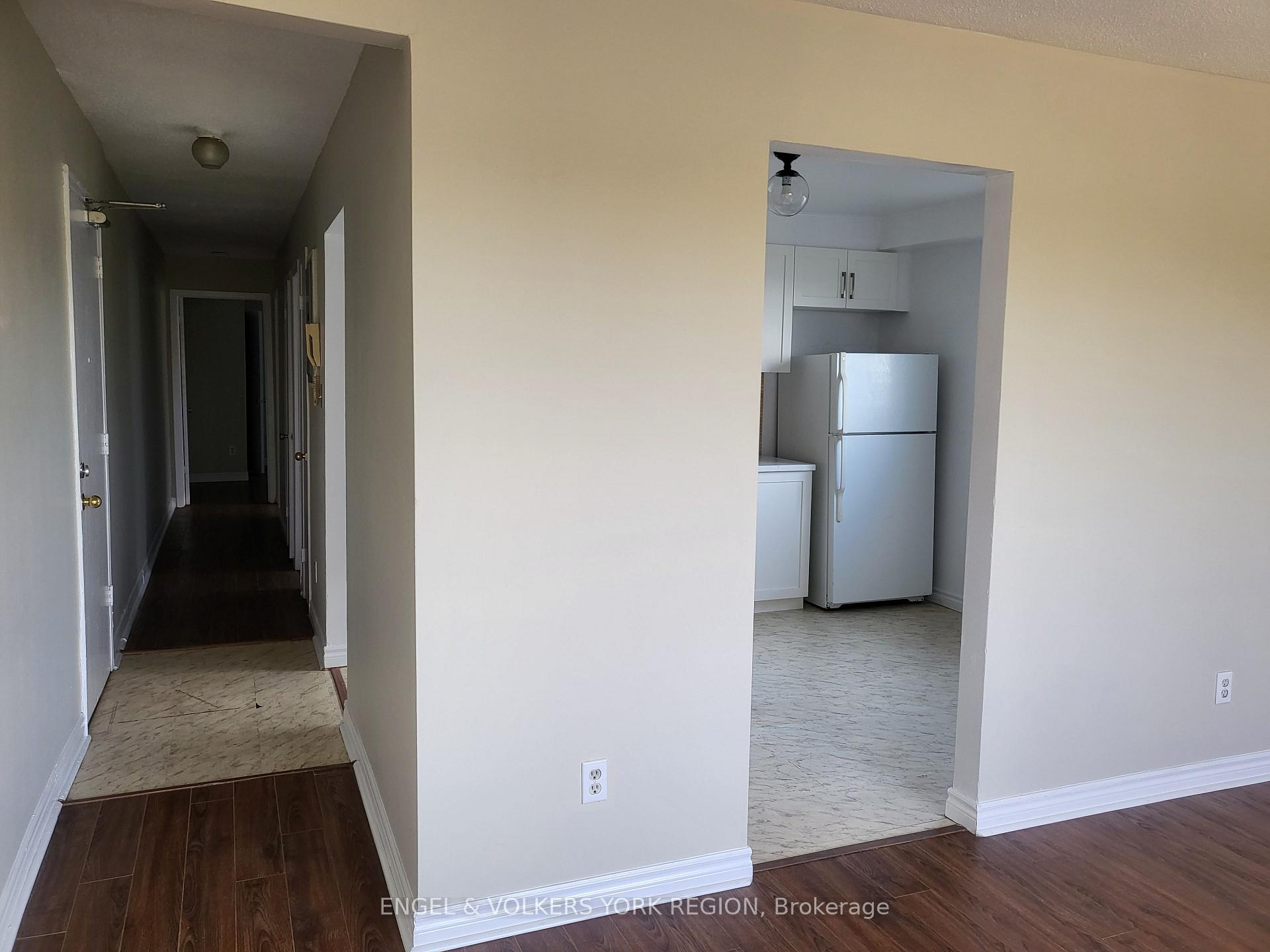Photo 2 of Unit 202, 109 Gowan Street, Barrie, Allandale — HOMEH