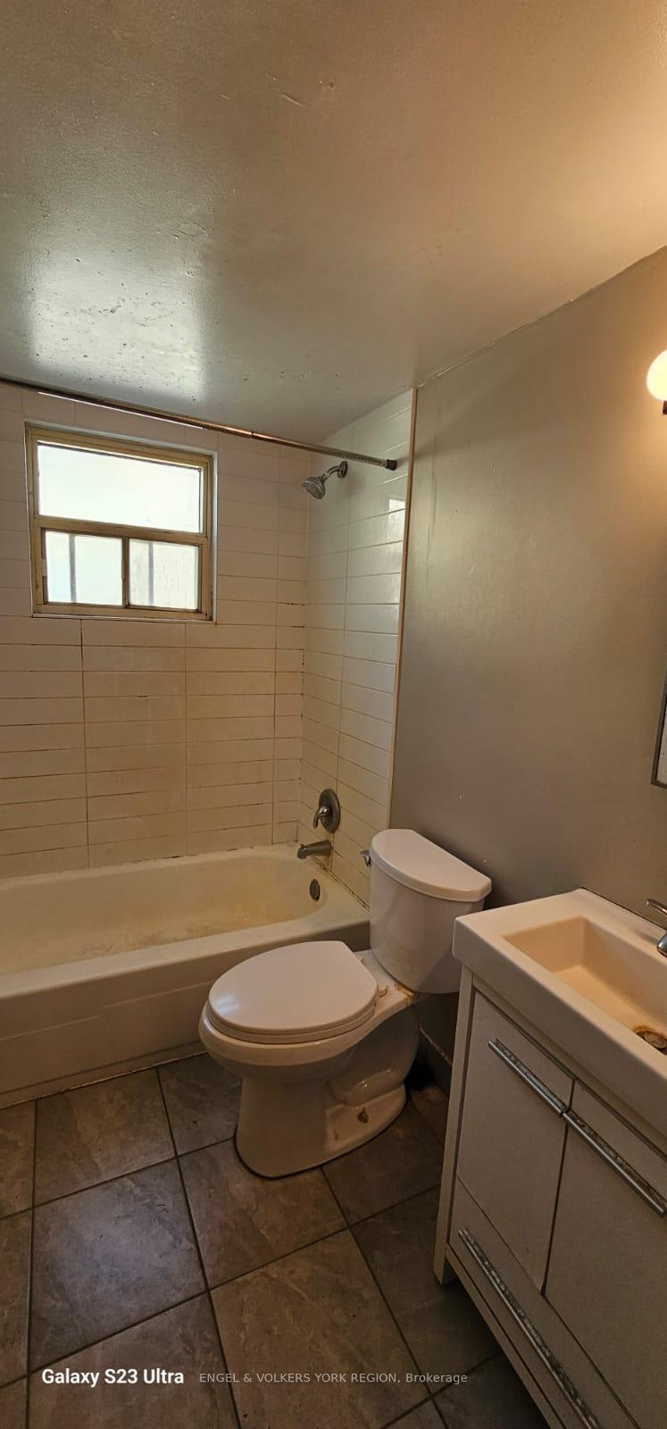 Photo 6 of Unit 202, 109 Gowan Street, Barrie, Allandale — HOMEH