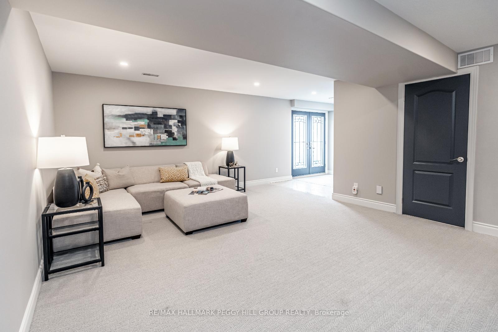 Photo 20 of 27 White Oaks Road, Barrie, Lakeshore — HOMEH