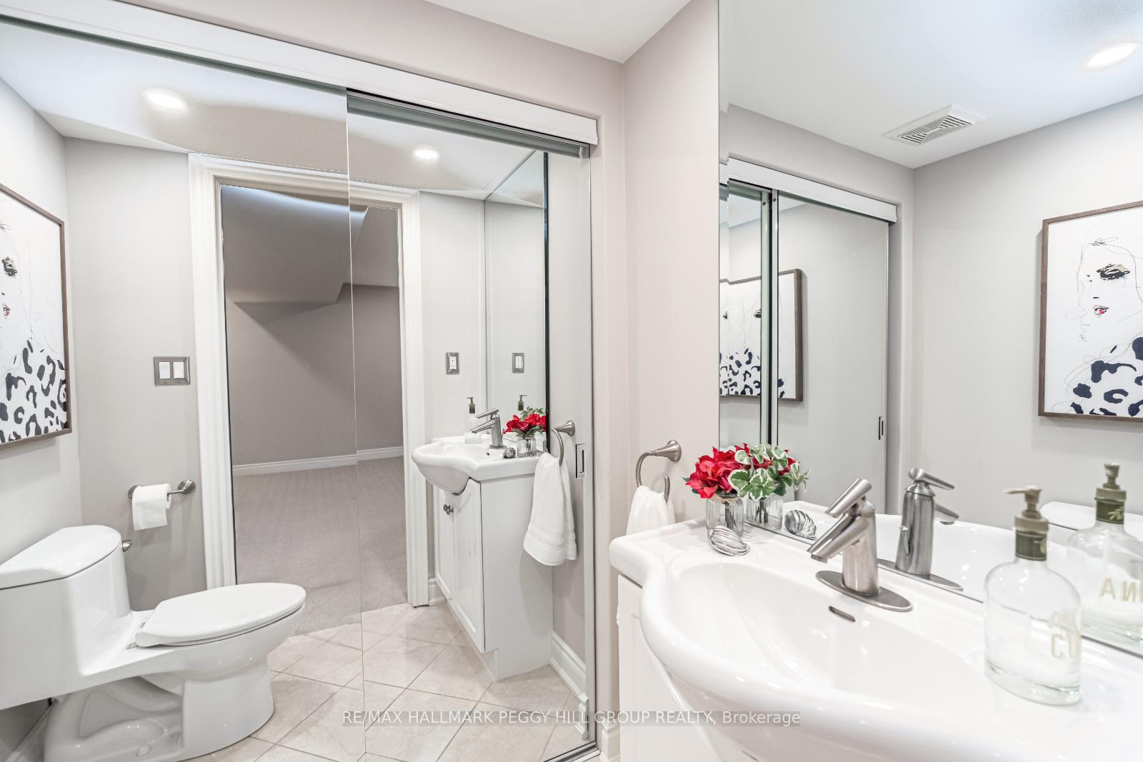 Photo 21 of 27 White Oaks Road, Barrie, Lakeshore — HOMEH