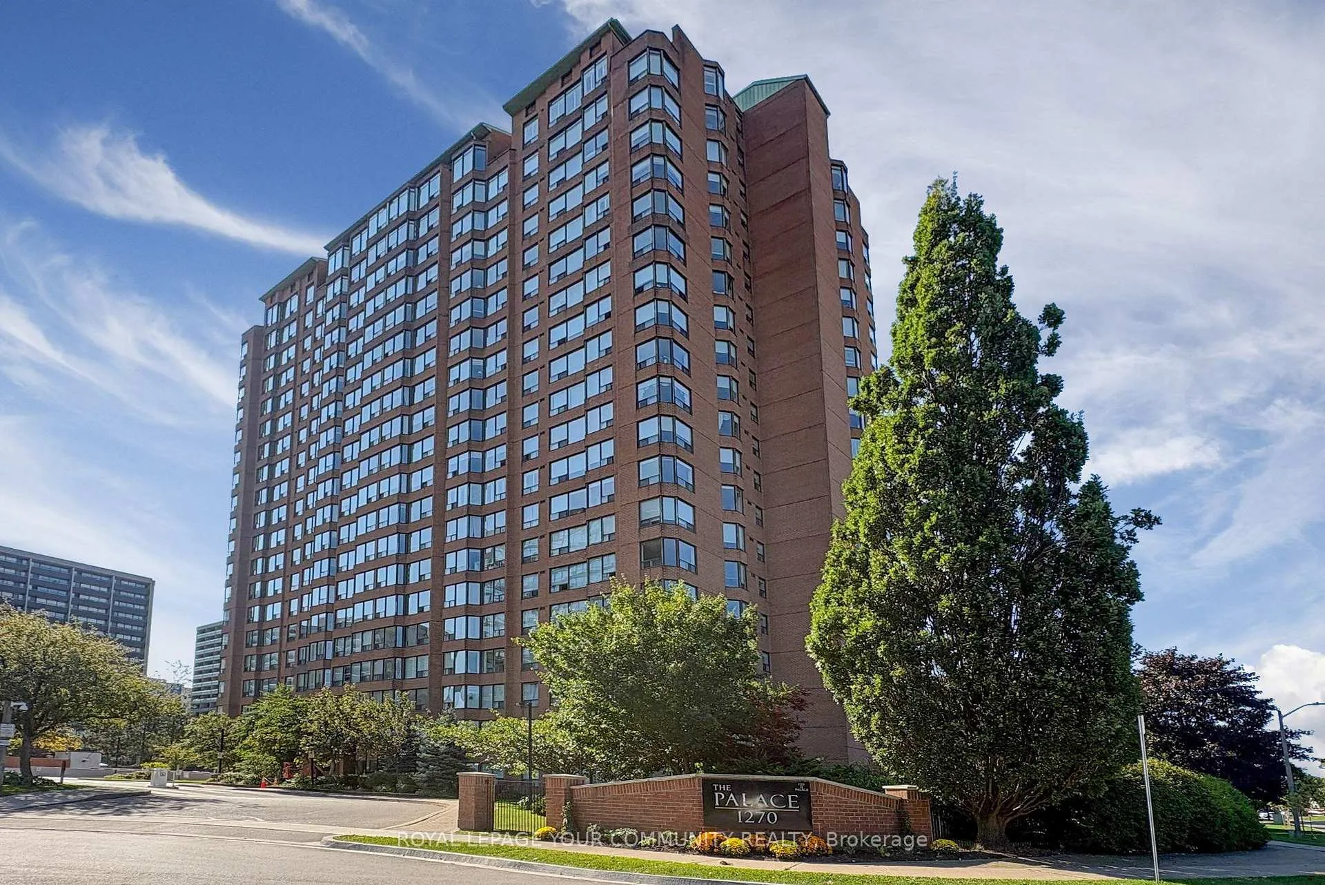 Photo 1 of Unit 1808, 1270 Maple Crossing Boulevard, Burlington, Brant — HOMEH
