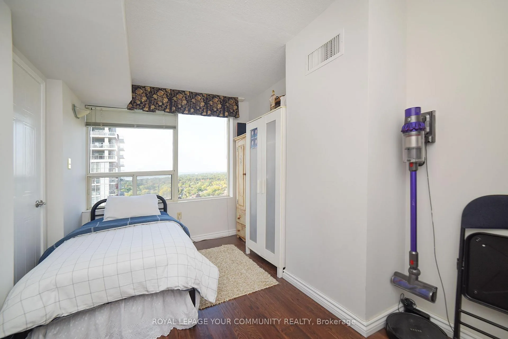 Photo 31 of Unit 1808, 1270 Maple Crossing Boulevard, Burlington, Brant — HOMEH