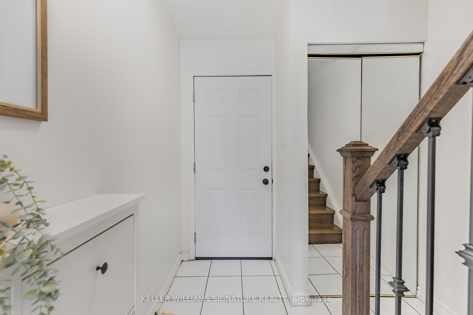 Photo 5 of Unit 48, 33 Rochelle Avenue, Hamilton, Quinndale — HOMEH