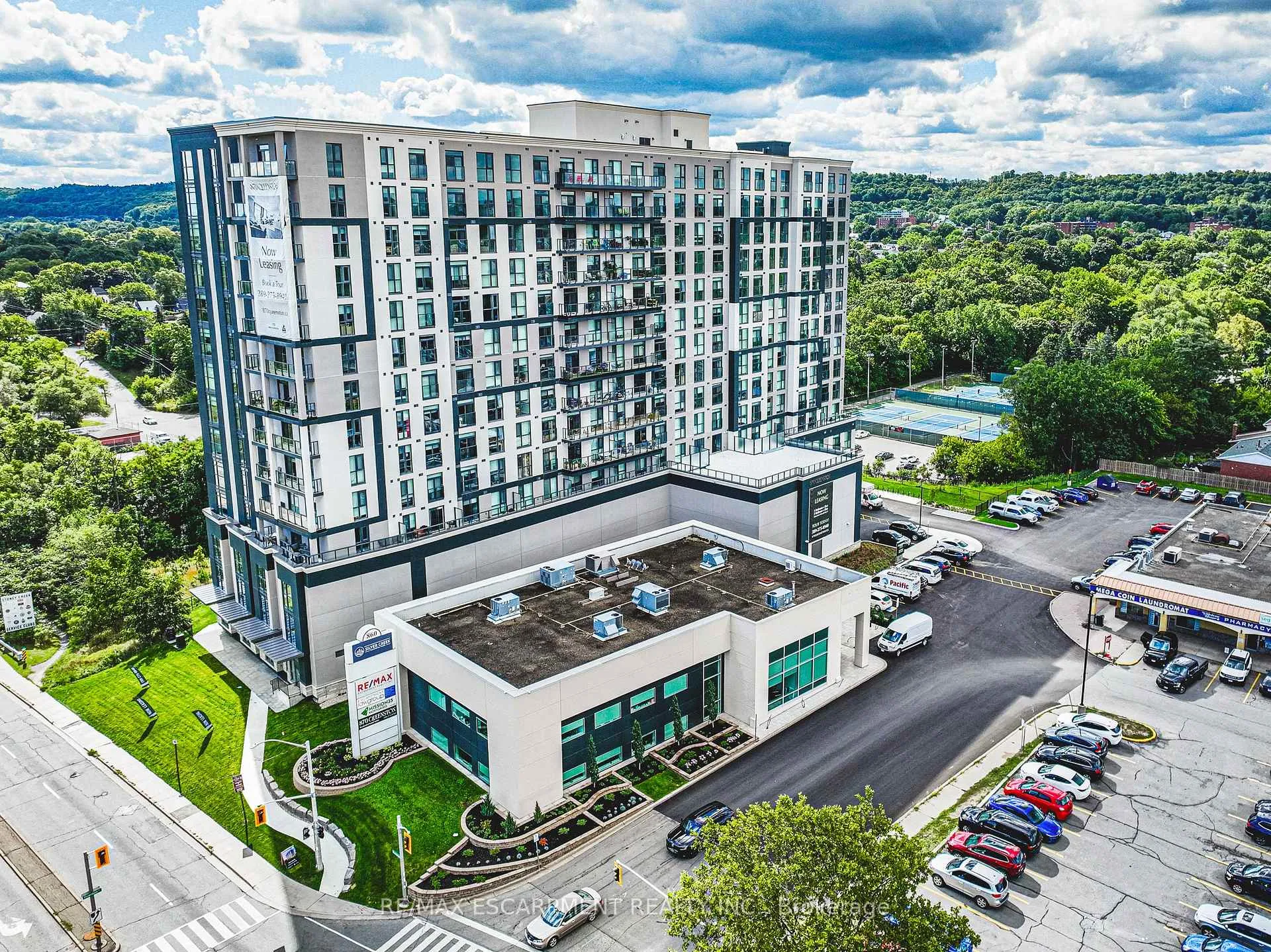Photo 1 of Unit 1311, 870 Queenston Road, Hamilton, Stoney Creek — HOMEH