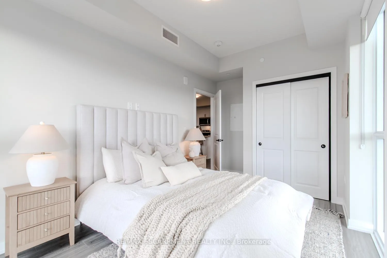 Photo 18 of Unit 1311, 870 Queenston Road, Hamilton, Stoney Creek — HOMEH