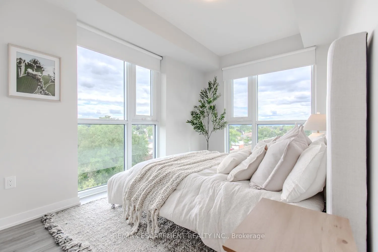 Photo 20 of Unit 1311, 870 Queenston Road, Hamilton, Stoney Creek — HOMEH