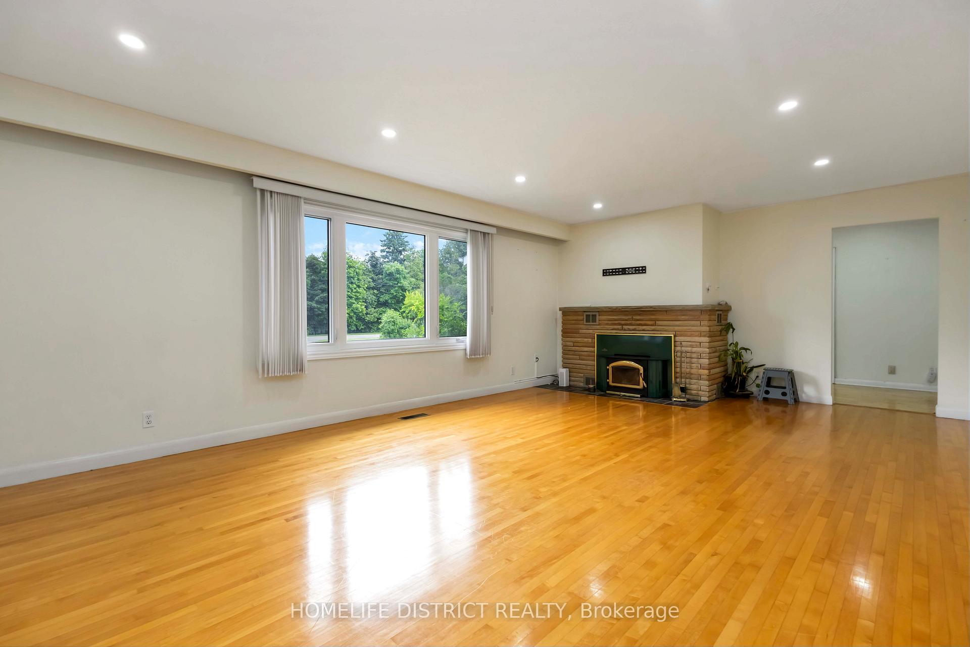 Photo 9 of 3238 Tooley Road, Clarington, Courtice — HOMEH