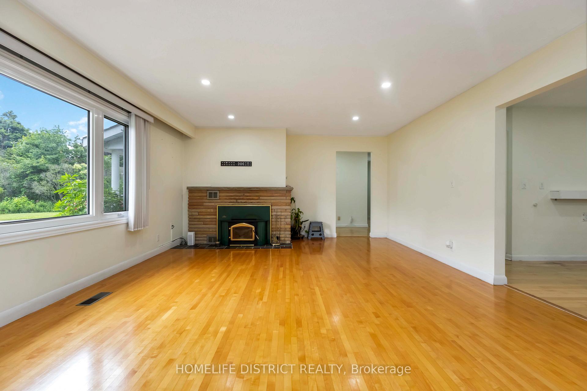 Photo 10 of 3238 Tooley Road, Clarington, Courtice — HOMEH