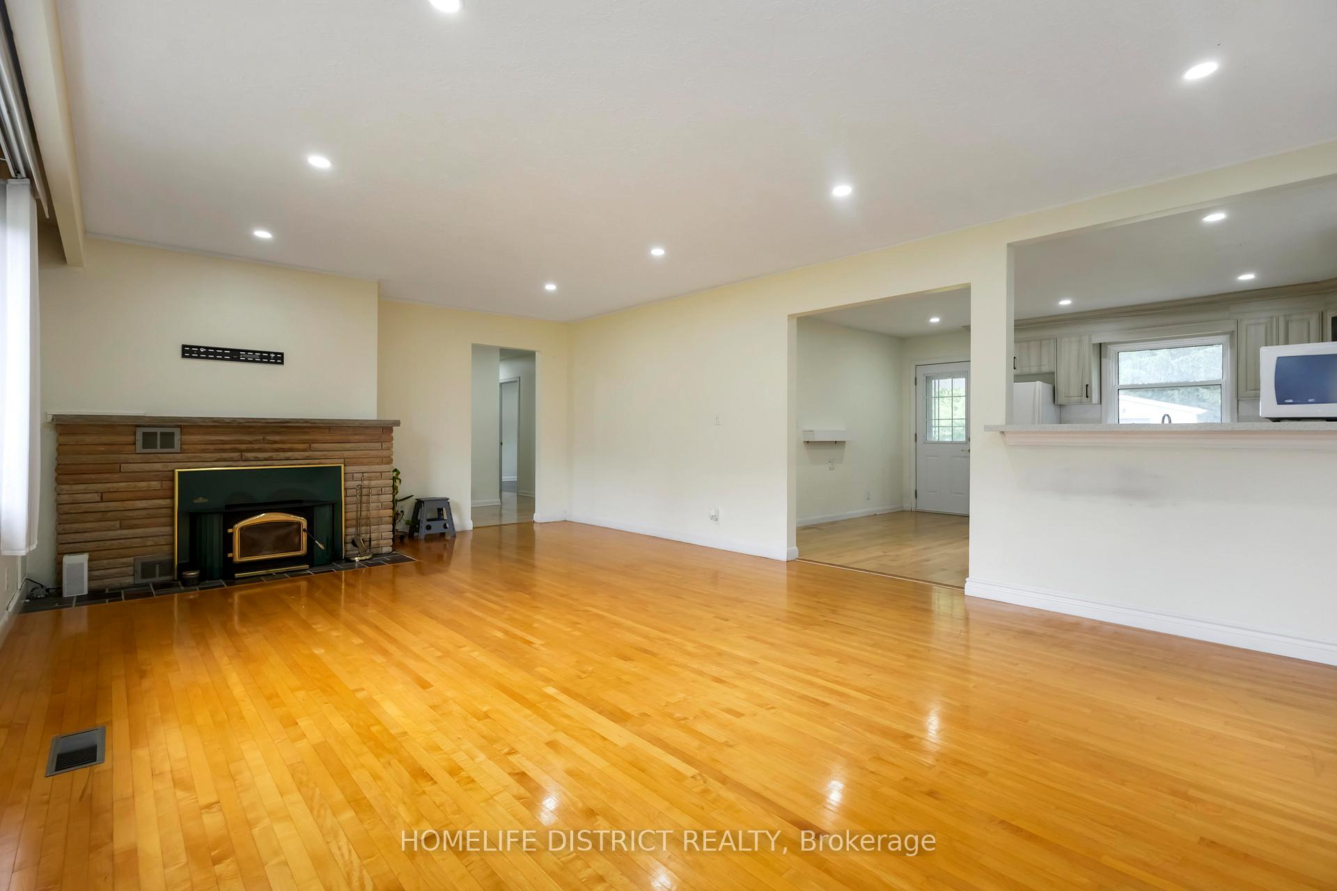 Photo 11 of 3238 Tooley Road, Clarington, Courtice — HOMEH