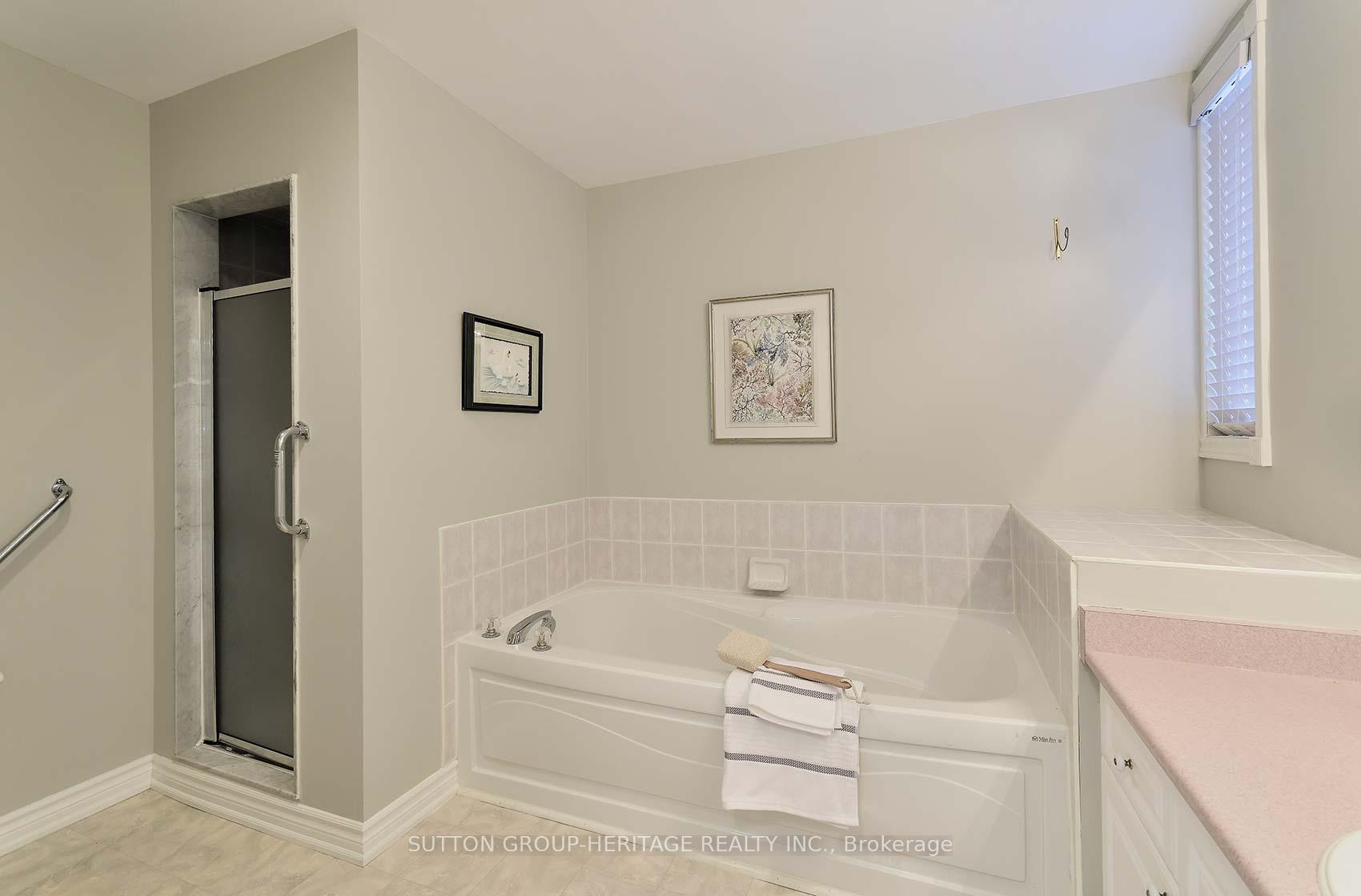 Photo 50 of 6 Loon Harbour Way, Markham, Greensborough — HOMEH