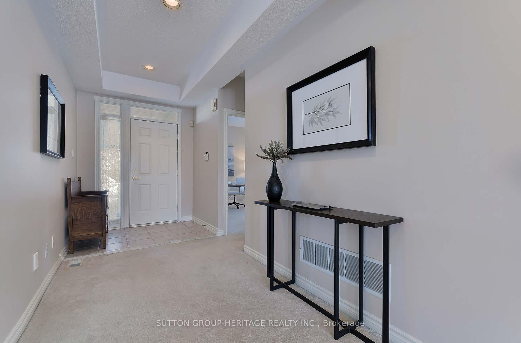 Photo 7 of 6 Loon Harbour Way, Markham, Greensborough — HOMEH