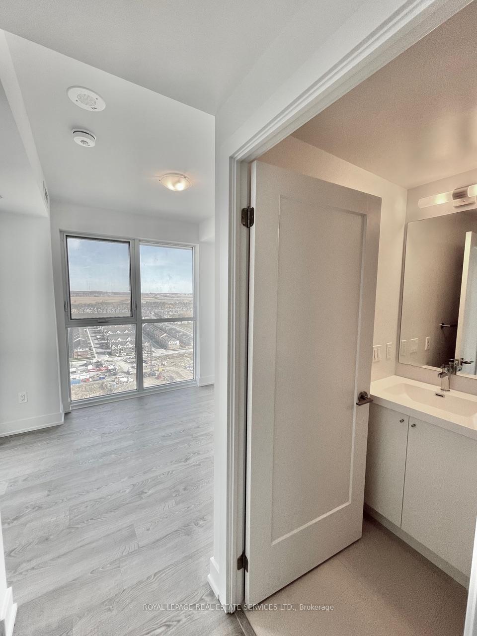 Photo 6 of Unit 2307, 2550 Simcoe Street N, Oshawa, Windfields — HOMEH
