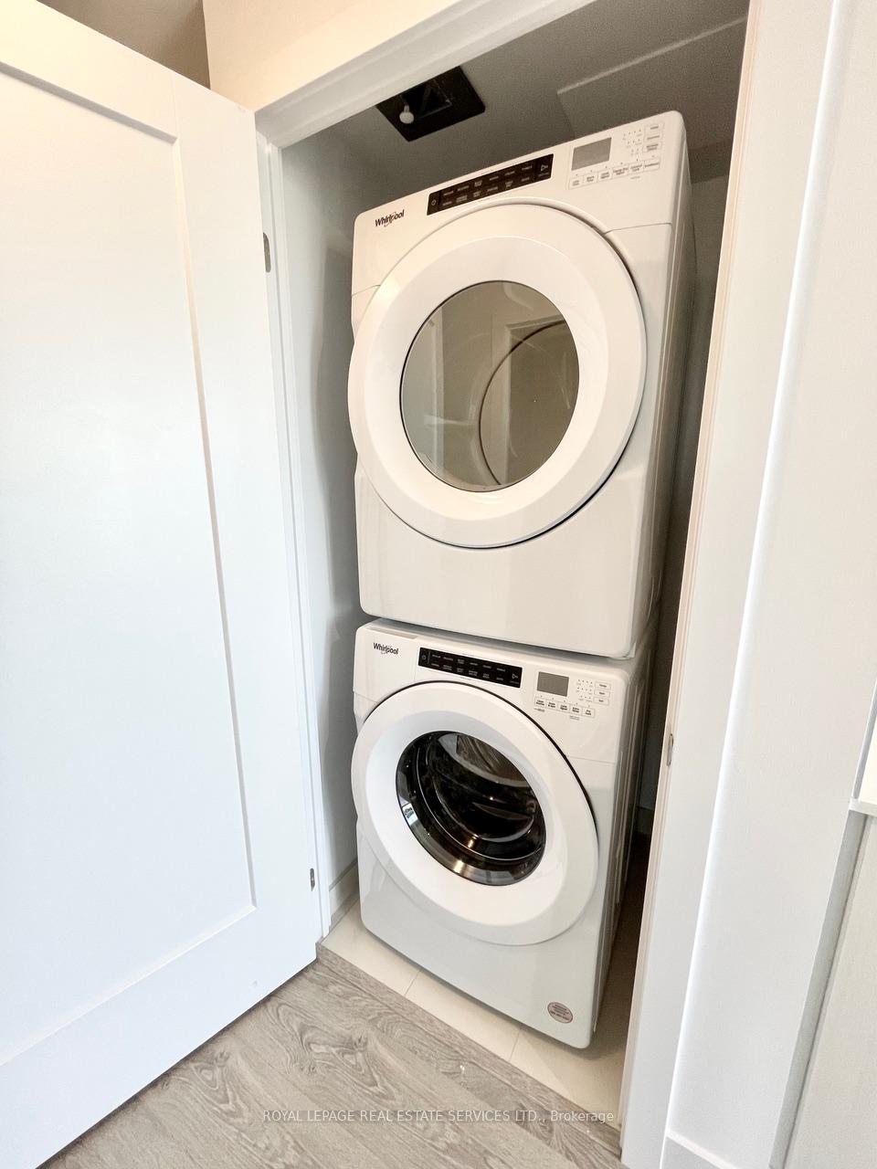 Photo 10 of Unit 2307, 2550 Simcoe Street N, Oshawa, Windfields — HOMEH