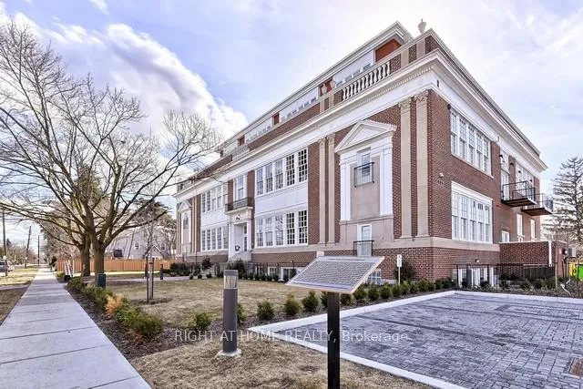 Photo 1 of Unit 401, 64 Wells Street, Aurora, Aurora Village — HOMEH