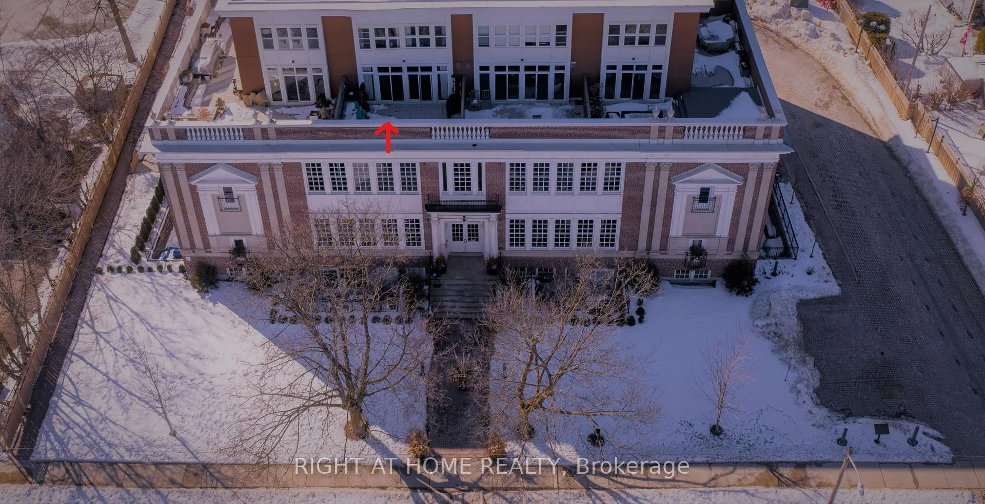 Photo 3 of Unit 401, 64 Wells Street, Aurora, Aurora Village — HOMEH
