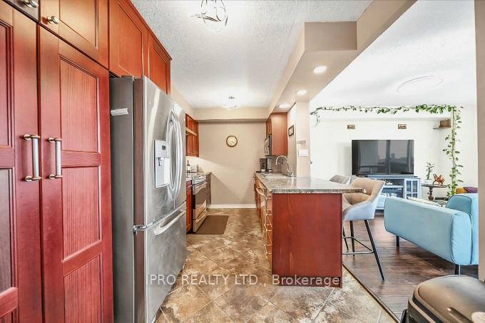 Photo 5 of Unit 1401, 225 Harvard Place, Waterloo — HOMEH