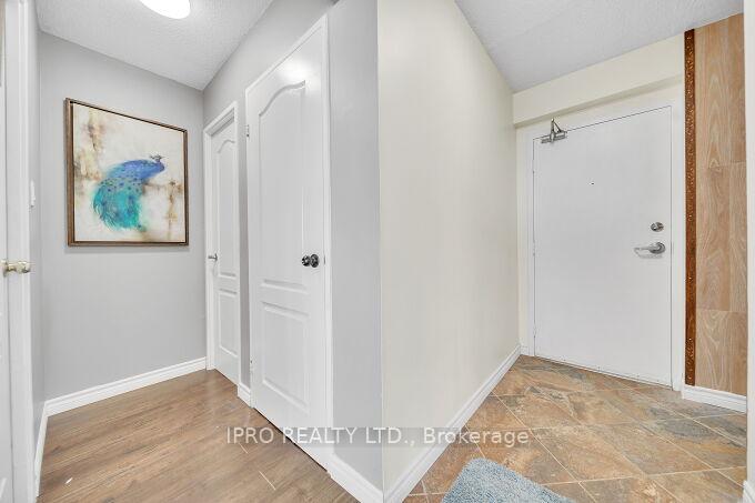 Photo 11 of Unit 1401, 225 Harvard Place, Waterloo — HOMEH
