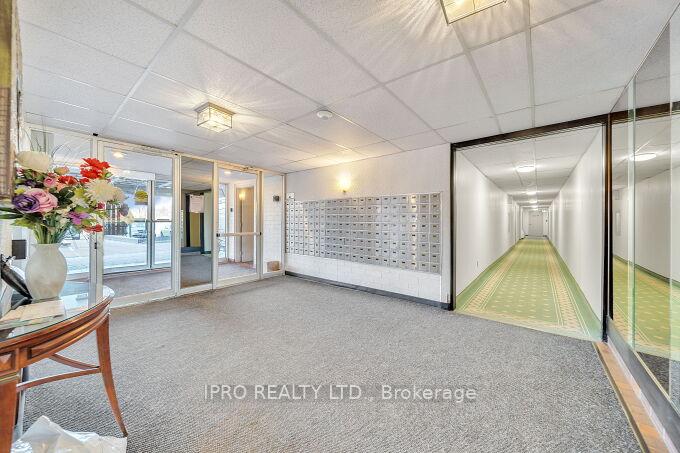 Photo 12 of Unit 1401, 225 Harvard Place, Waterloo — HOMEH
