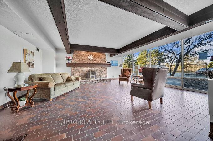 Photo 18 of Unit 1401, 225 Harvard Place, Waterloo — HOMEH
