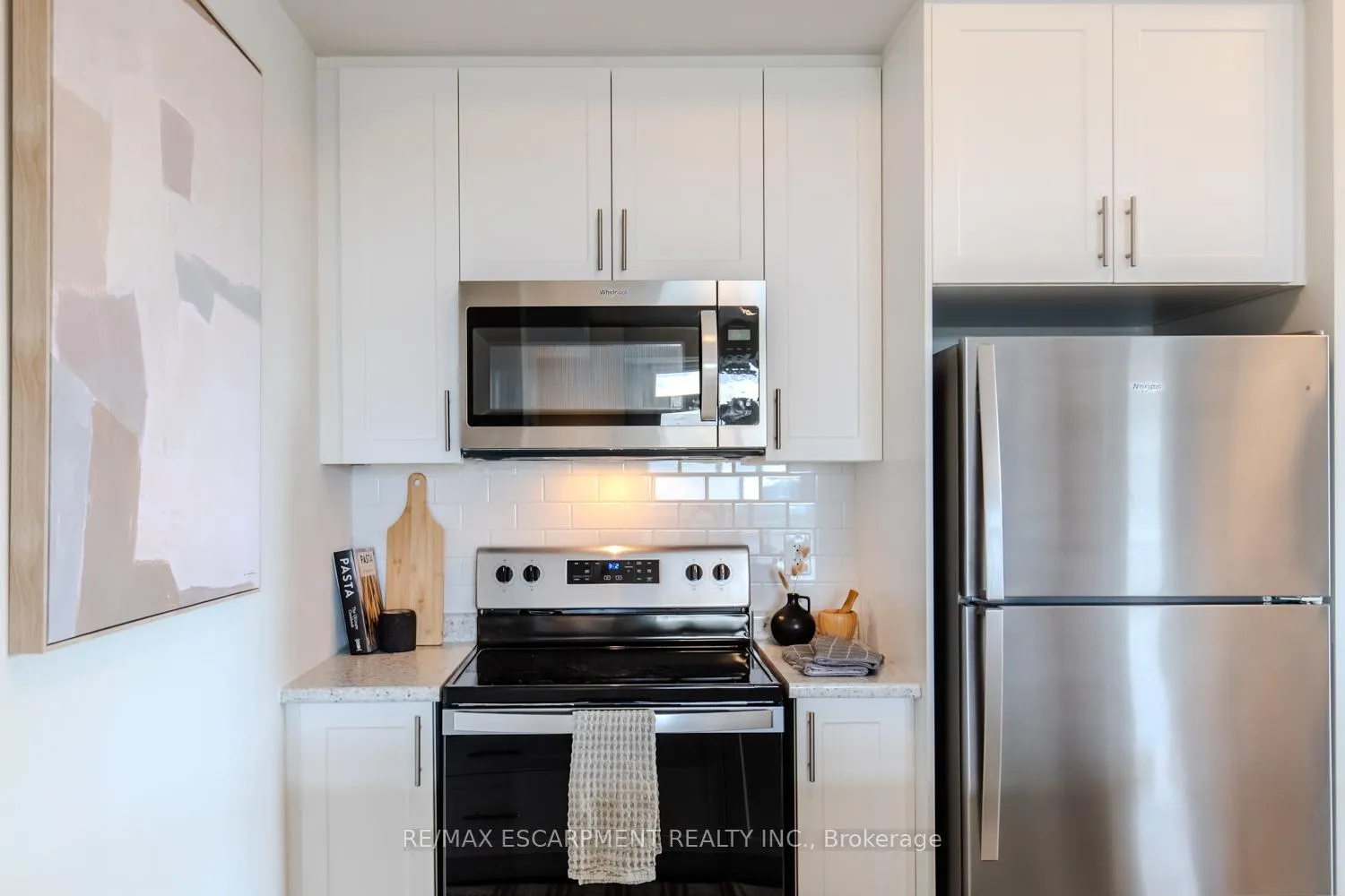 Photo 10 of Unit 1106, 870 Queenston Road, Hamilton, Stoney Creek — HOMEH
