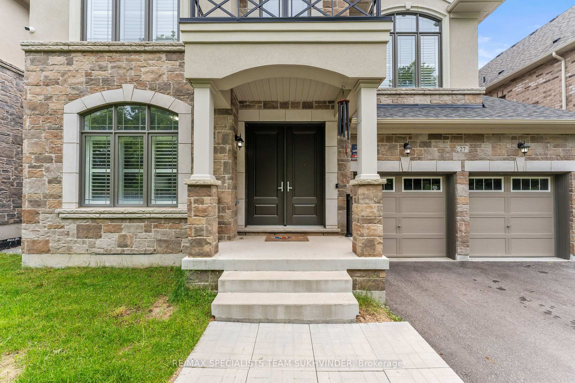 Photo 6 of 27 Daisy Meadow Crescent, Caledon, Caledon East — HOMEH