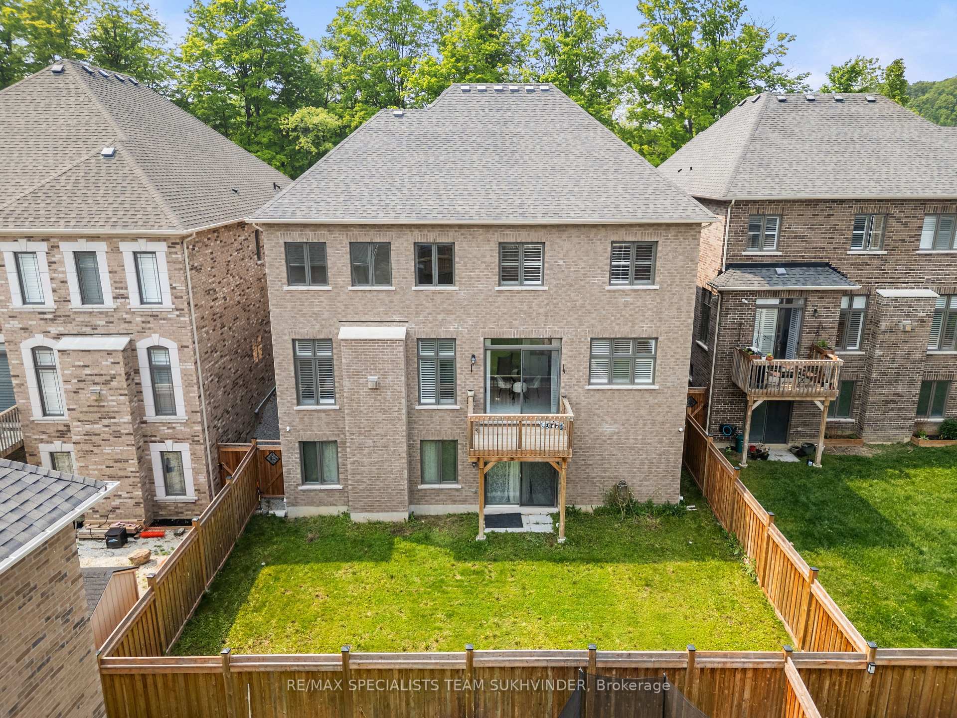 Photo 40 of 27 Daisy Meadow Crescent, Caledon, Caledon East — HOMEH