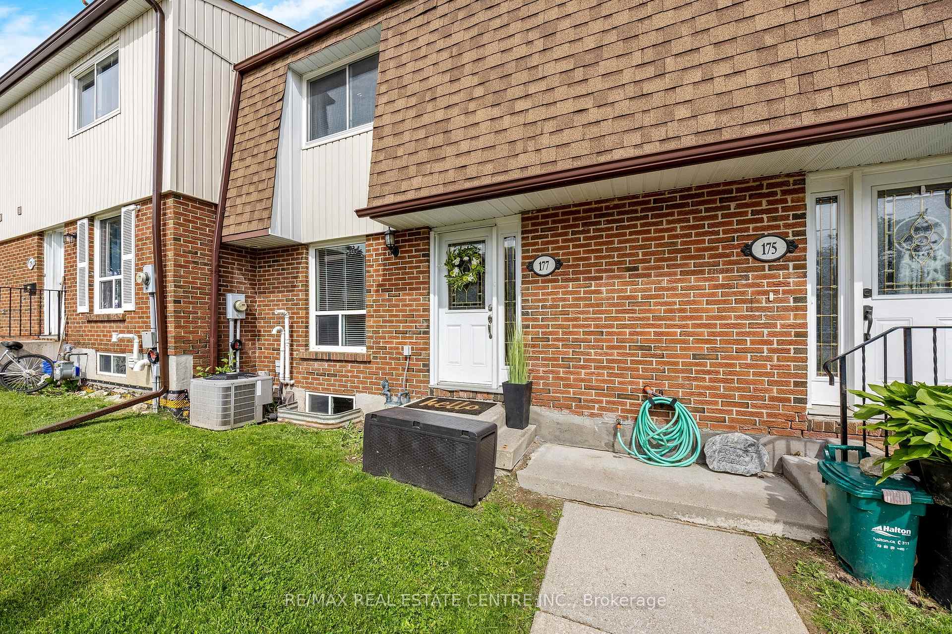 Photo 10 of 177 Kingham Road, Halton Hills, Acton — HOMEH