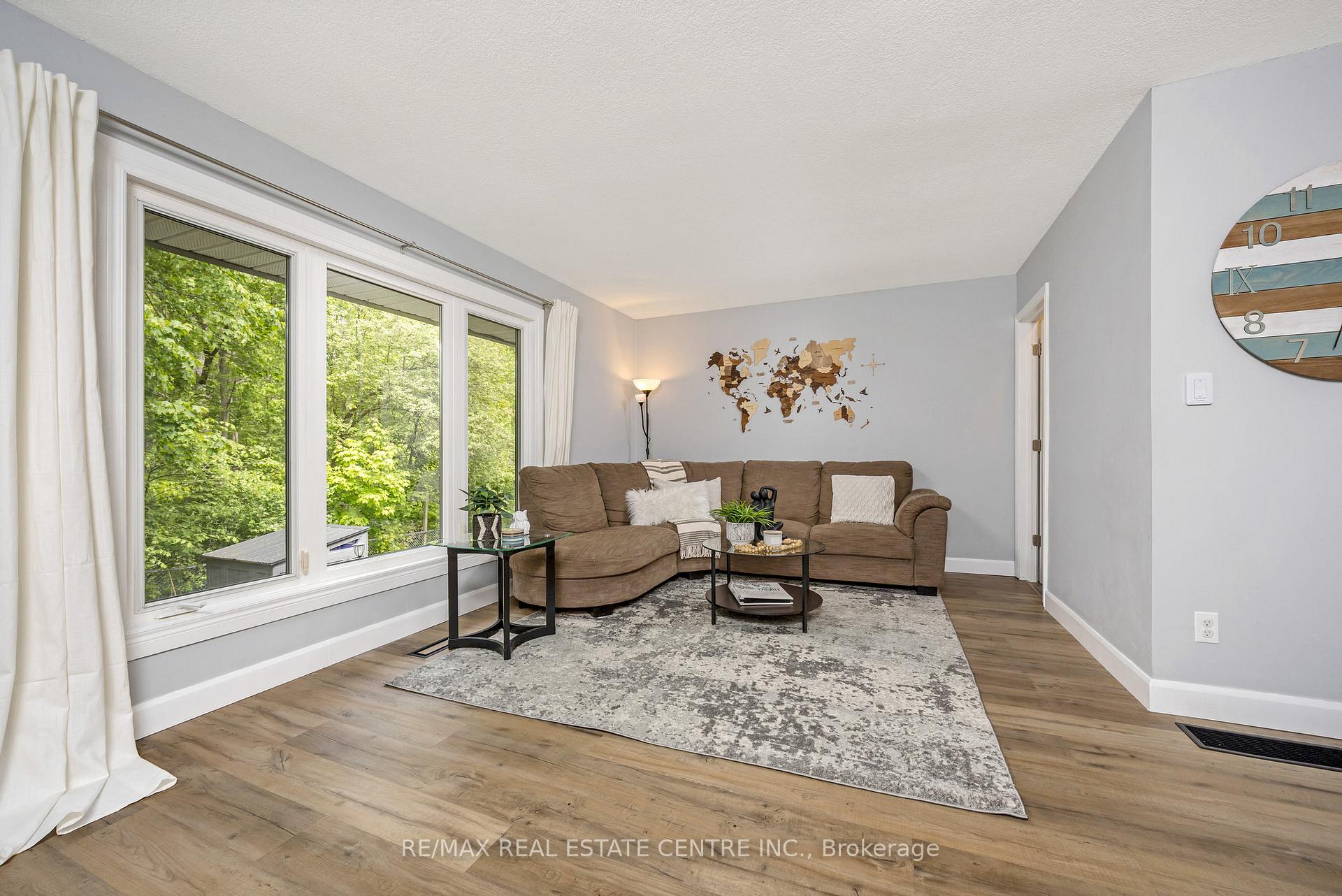 Photo 6 of 177 Kingham Road, Halton Hills, Acton — HOMEH