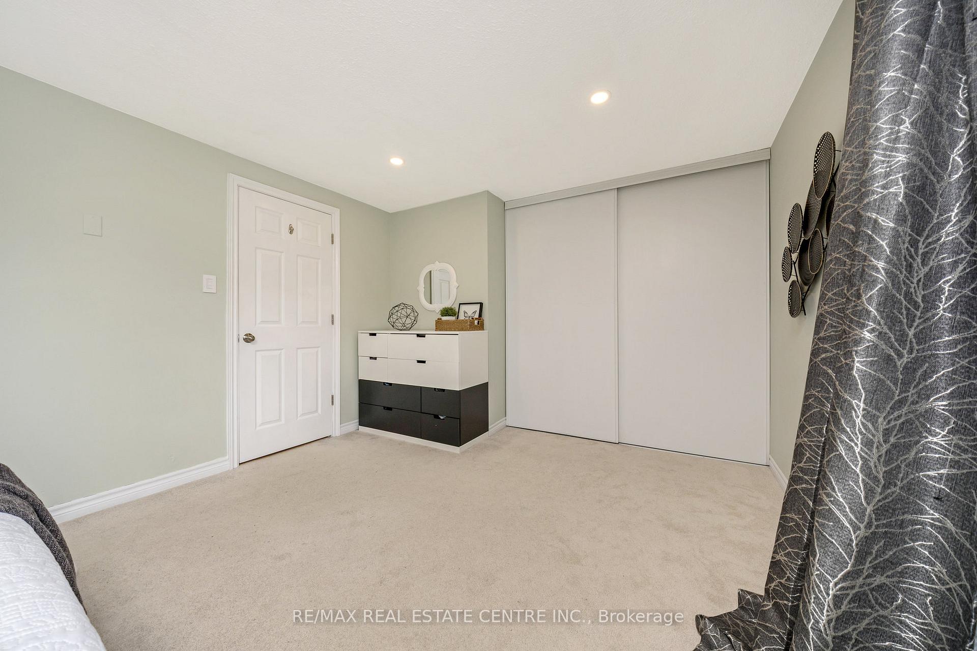 Photo 14 of 177 Kingham Road, Halton Hills, Acton — HOMEH