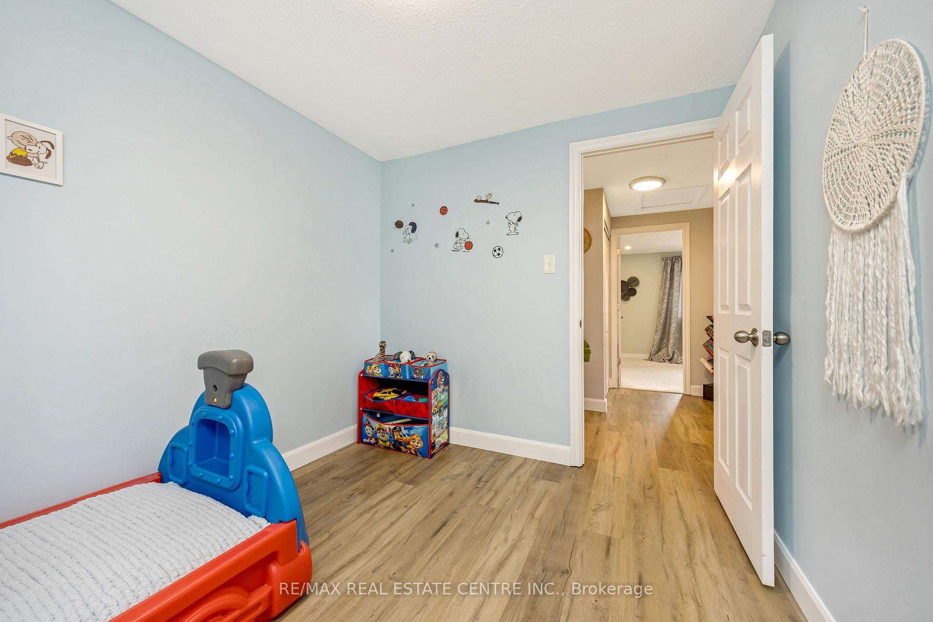 Photo 31 of 177 Kingham Road, Halton Hills, Acton — HOMEH