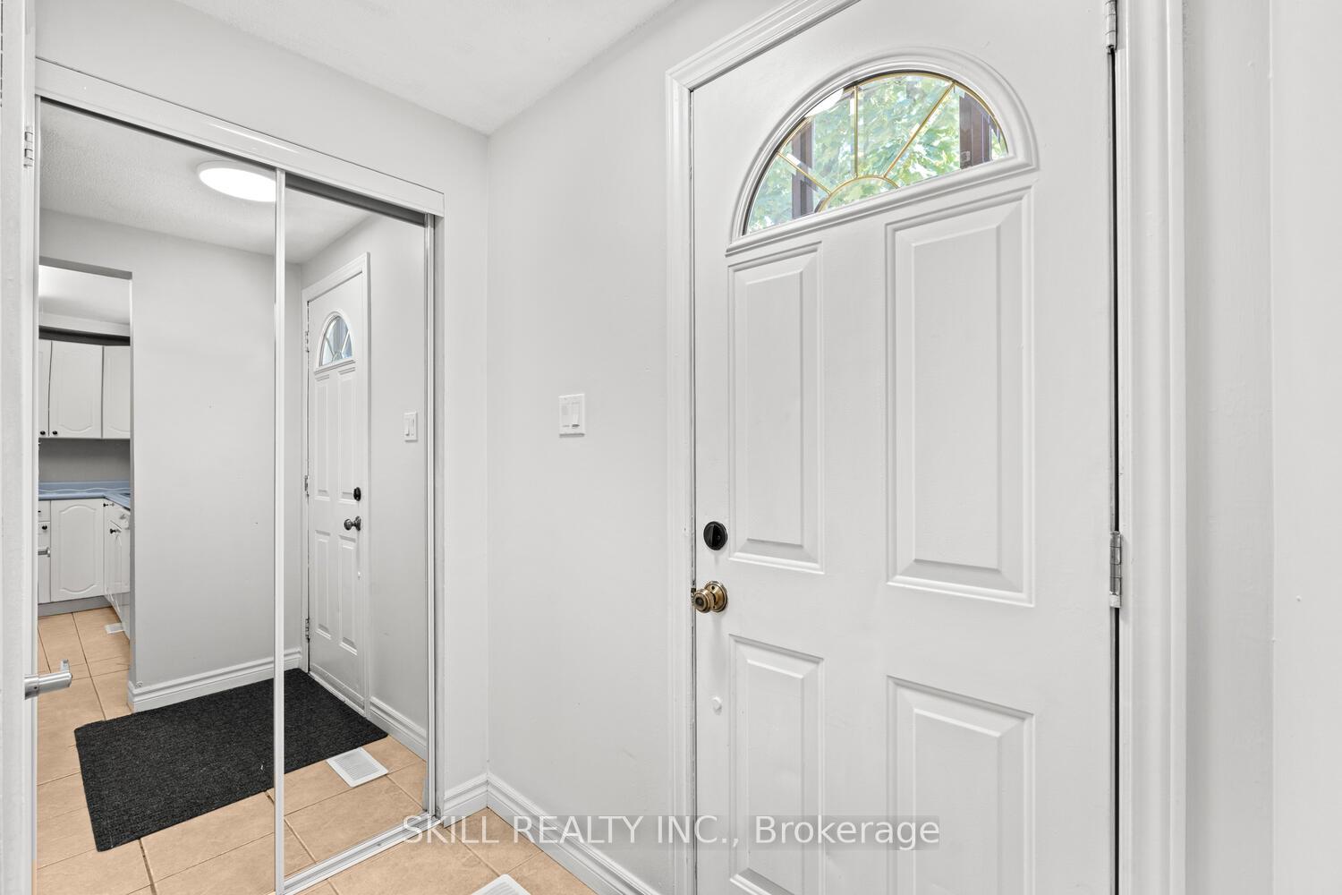 Photo 3 of Unit 87, 151 Gateshead Crescent, Hamilton, Stoney Creek — HOMEH