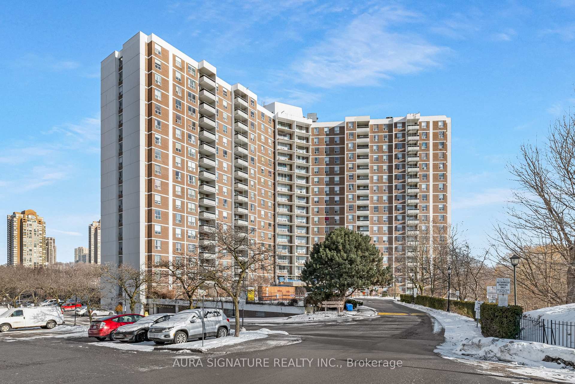 Photo 1 of Unit PH 11, 20 Edgecliff Golfway, Toronto, Flemingdon Park — HOMEH