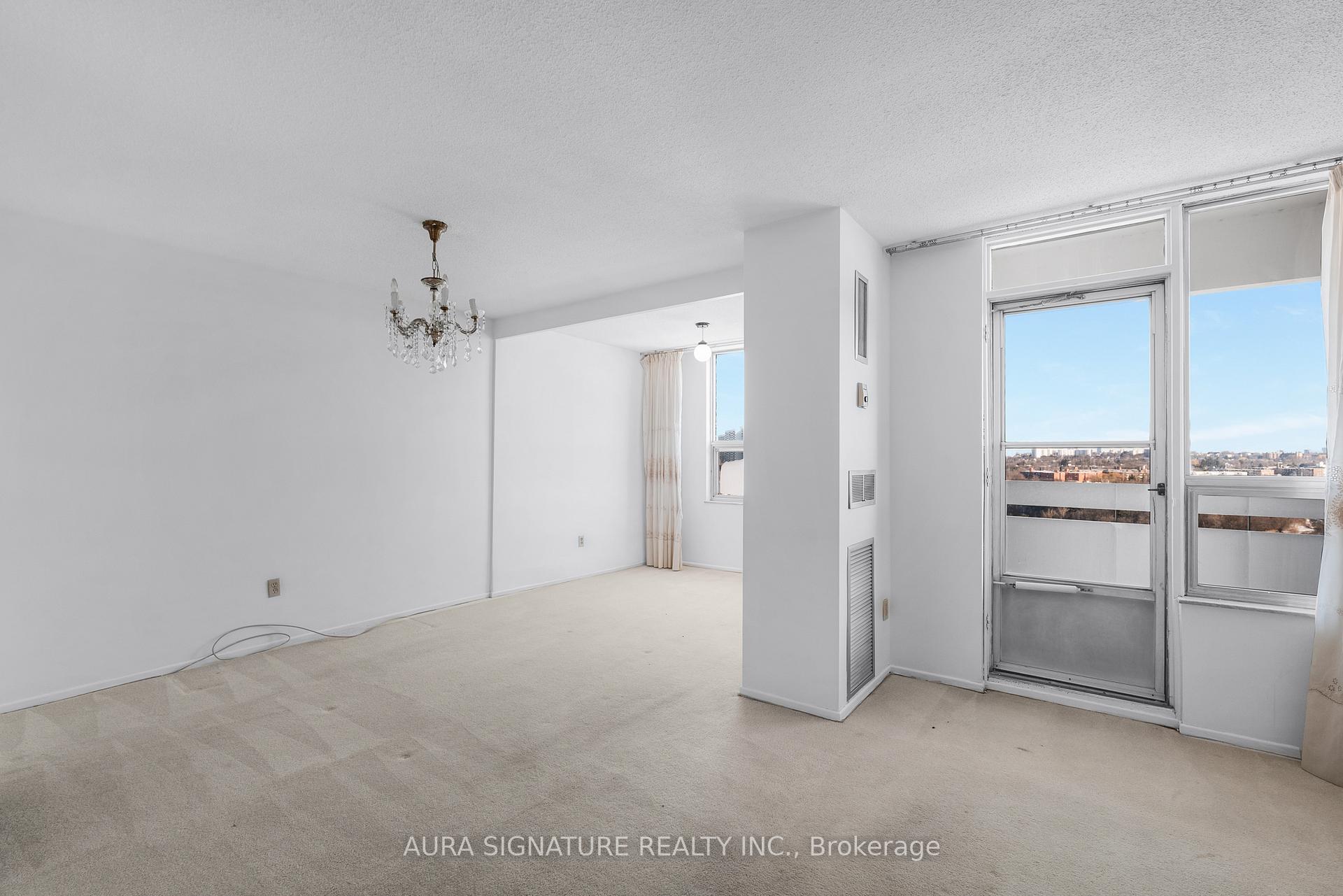Photo 8 of Unit PH 11, 20 Edgecliff Golfway, Toronto, Flemingdon Park — HOMEH