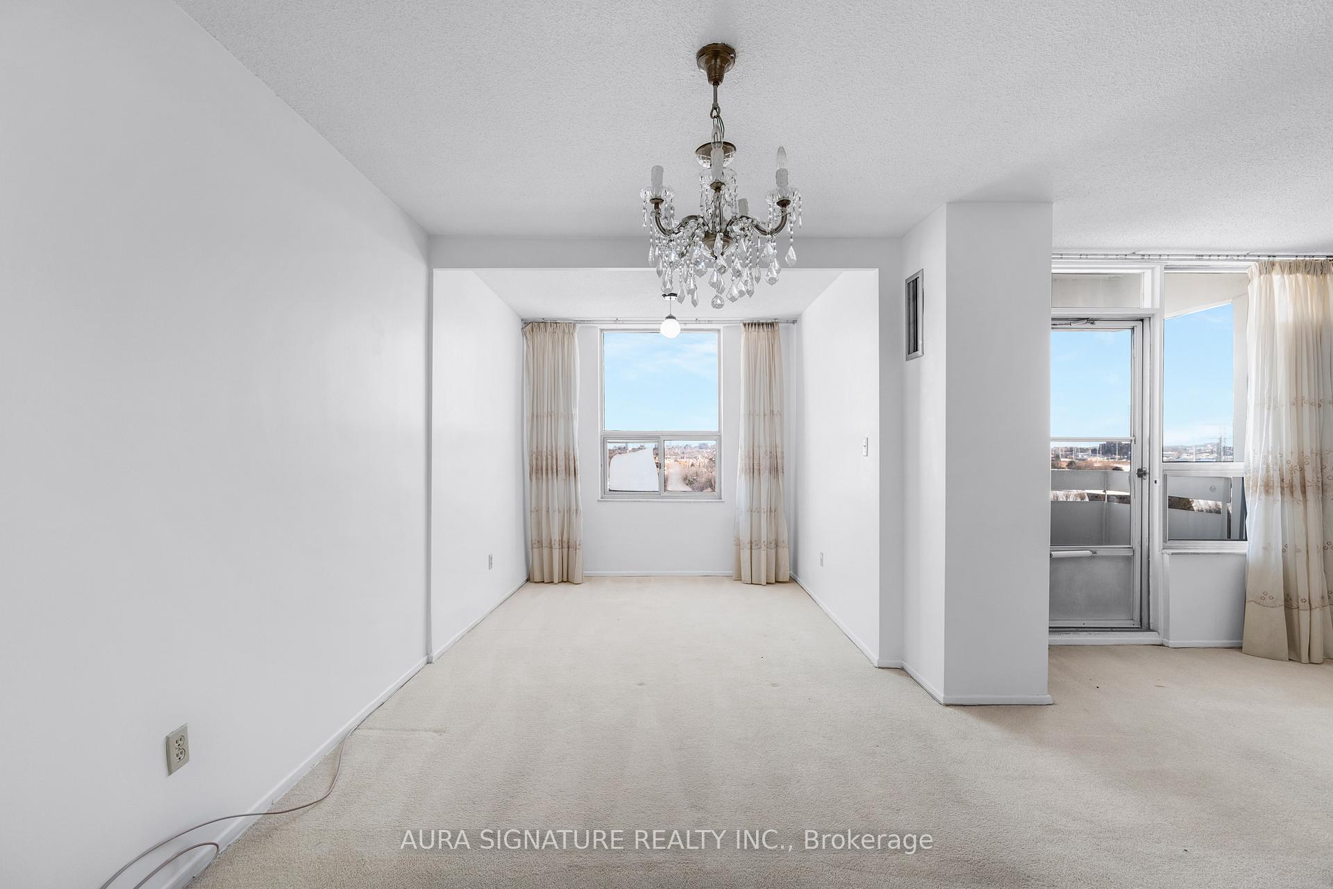 Photo 10 of Unit PH 11, 20 Edgecliff Golfway, Toronto, Flemingdon Park — HOMEH