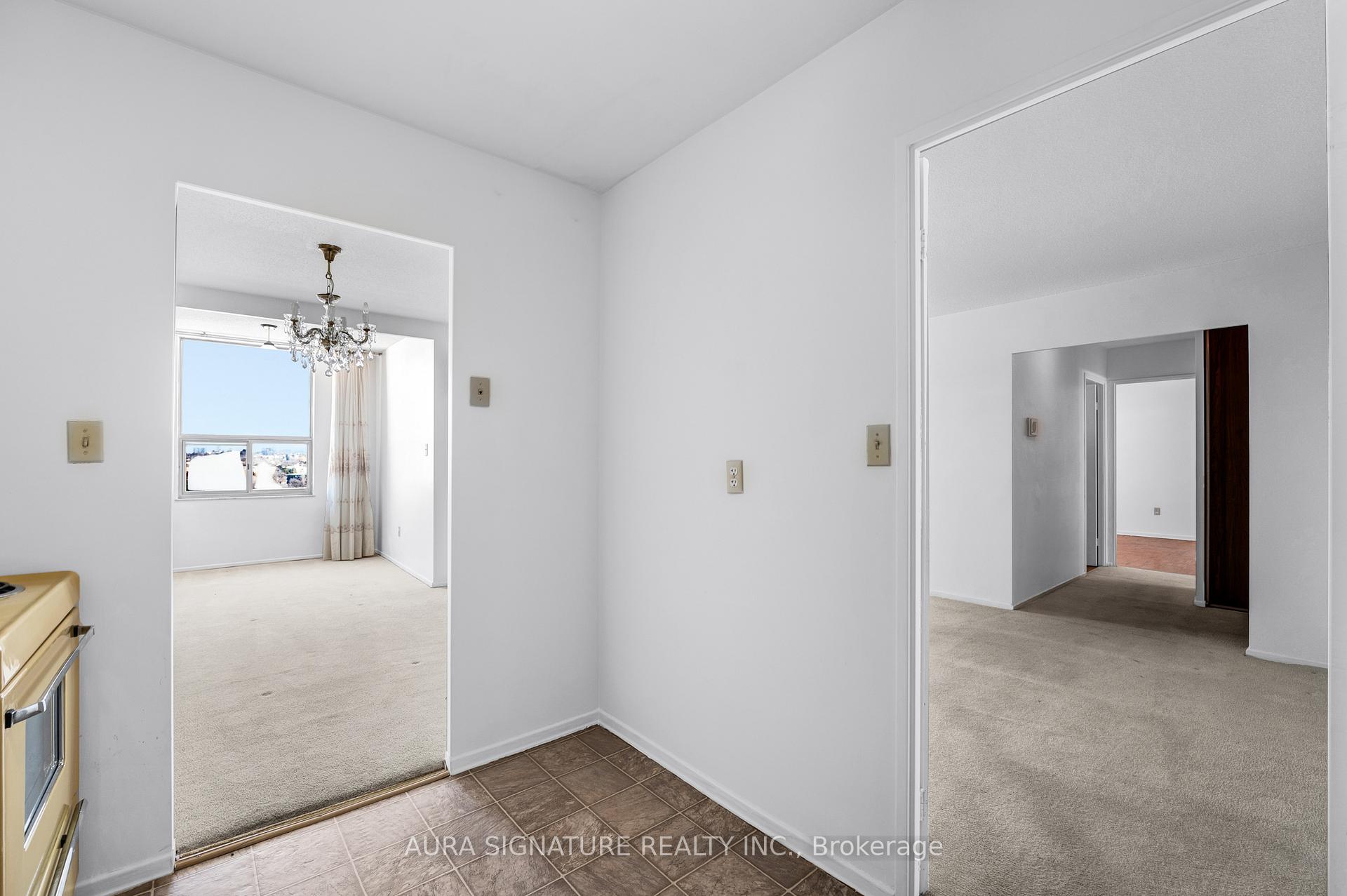 Photo 15 of Unit PH 11, 20 Edgecliff Golfway, Toronto, Flemingdon Park — HOMEH