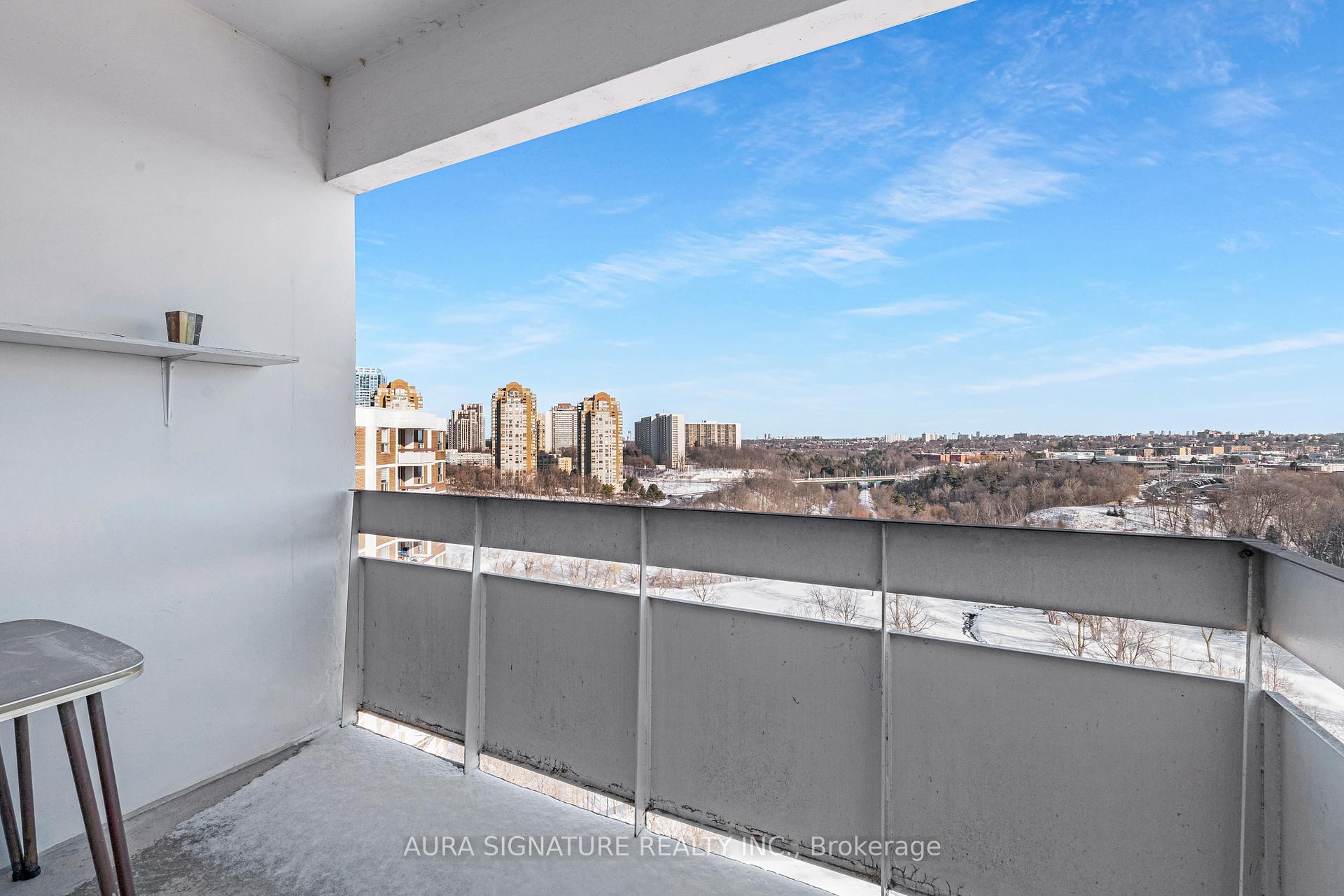 Photo 24 of Unit PH 11, 20 Edgecliff Golfway, Toronto, Flemingdon Park — HOMEH