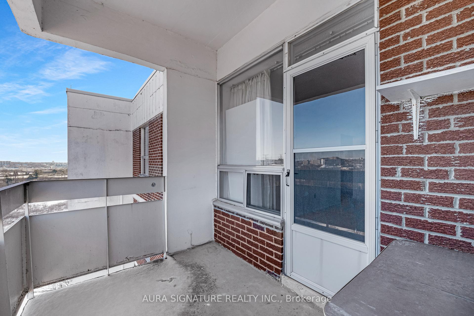 Photo 25 of Unit PH 11, 20 Edgecliff Golfway, Toronto, Flemingdon Park — HOMEH