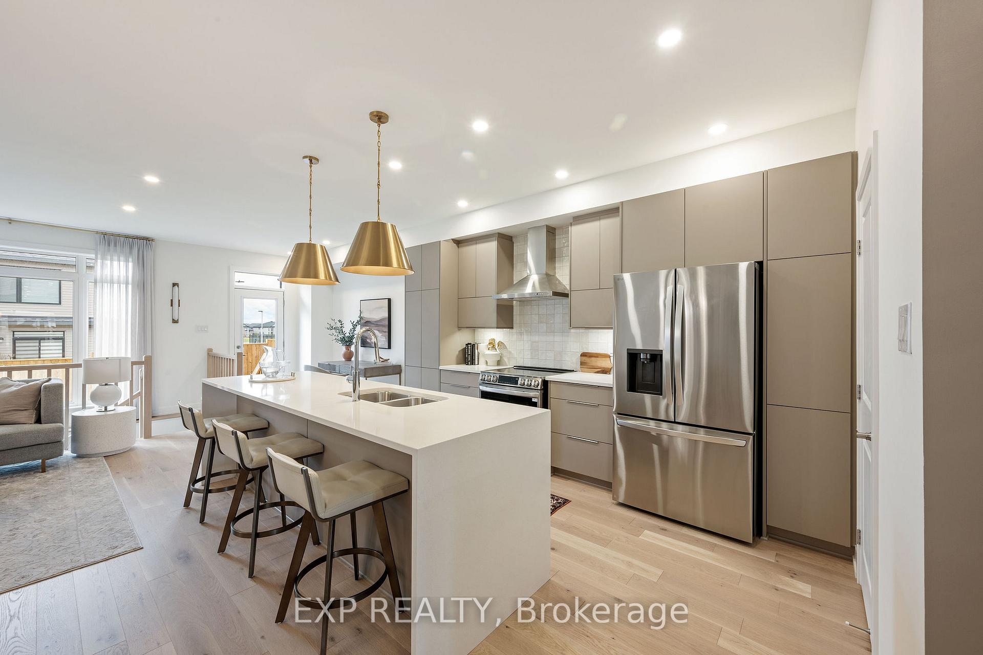 Photo 4 of 128 Sencha Terrace, Ottawa, Barrhaven - Heritage Park — HOMEH