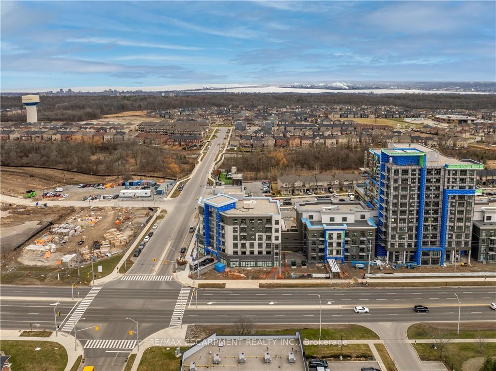 Photo 41 of Unit 335, 10 Mallard Trail, Hamilton, Waterdown — HOMEH
