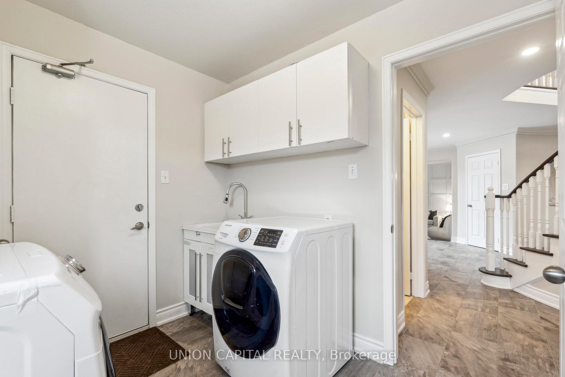Photo 23 of 85 Charing Crescent, Aurora, Aurora Highlands — HOMEH