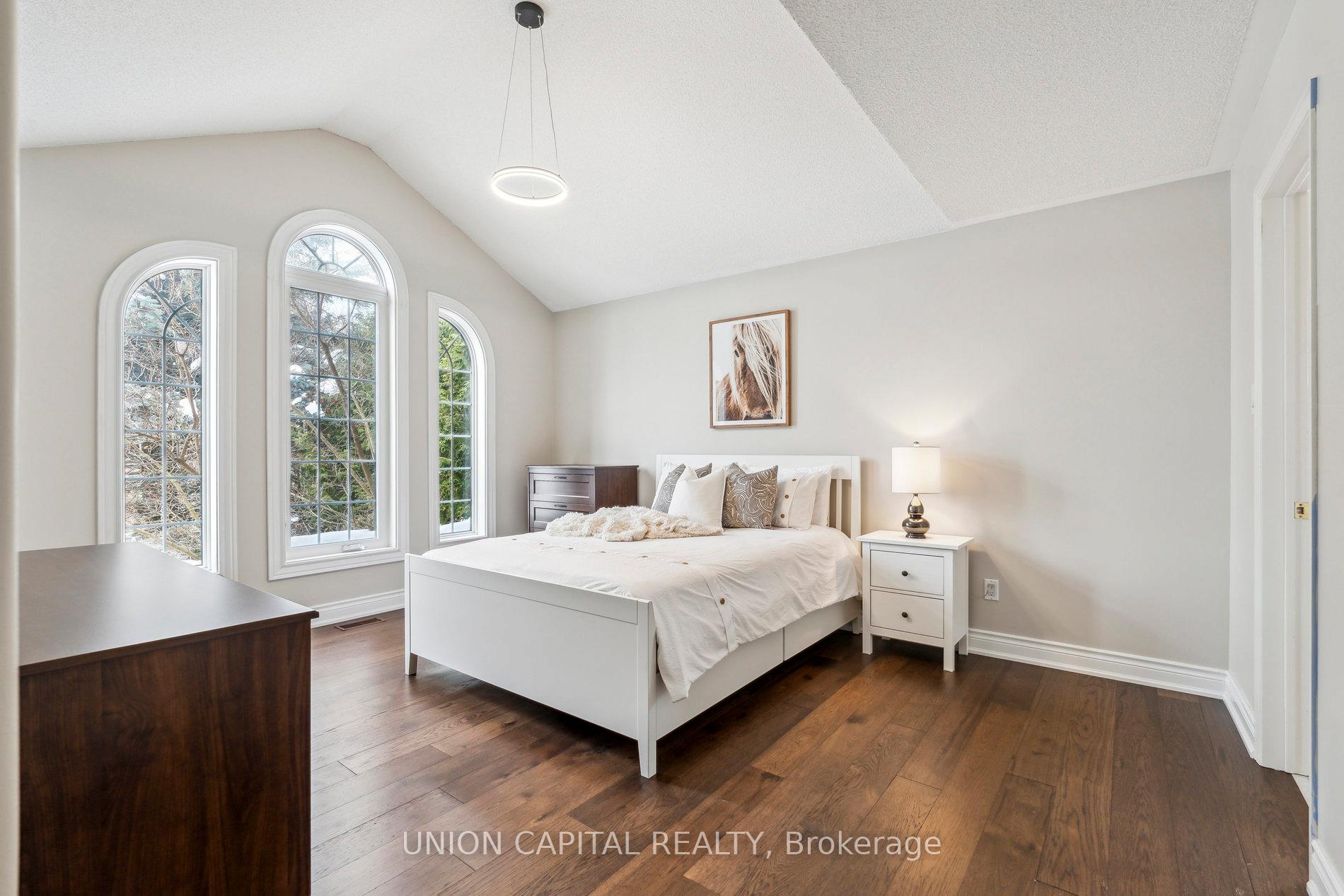 Photo 32 of 85 Charing Crescent, Aurora, Aurora Highlands — HOMEH