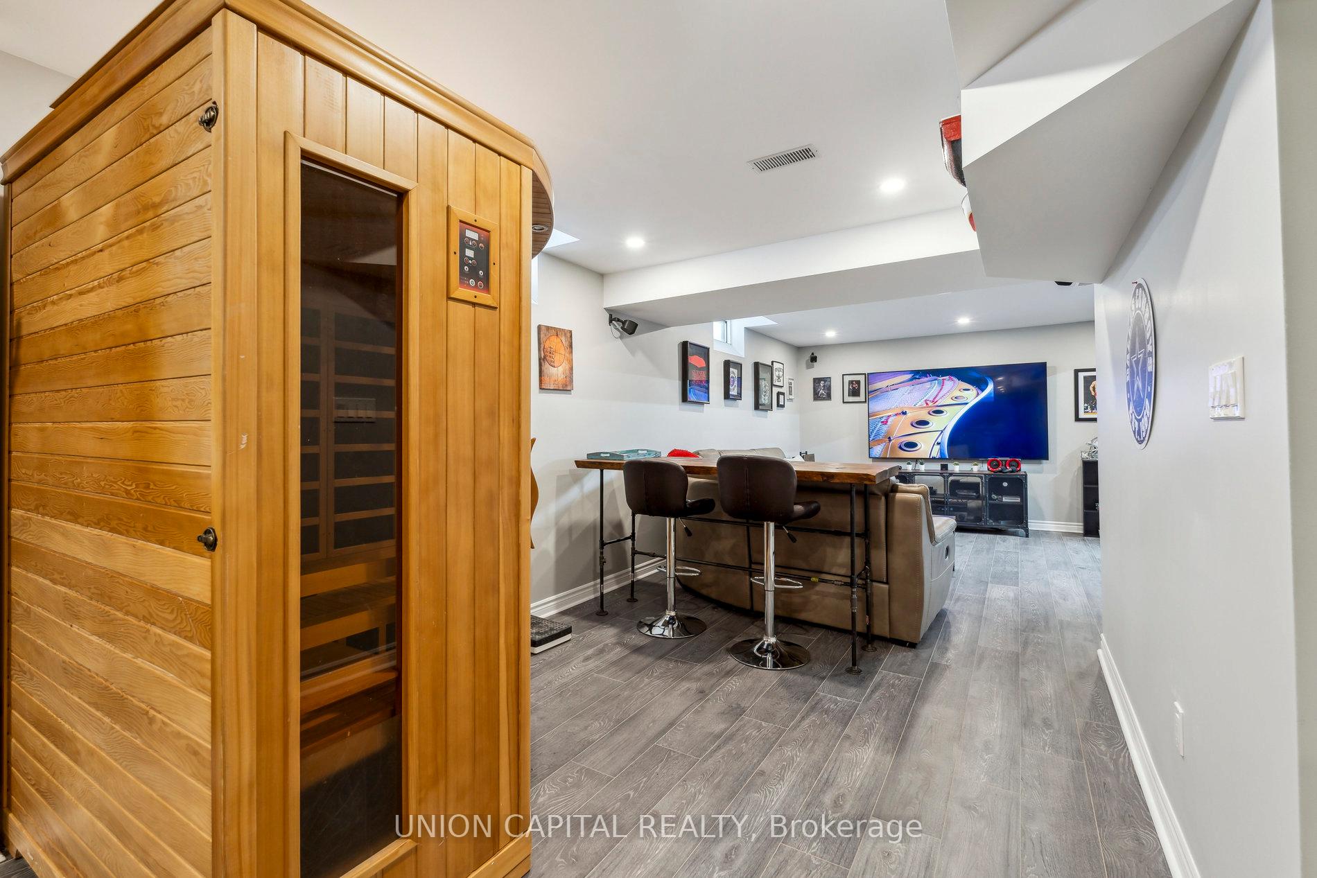 Photo 43 of 85 Charing Crescent, Aurora, Aurora Highlands — HOMEH