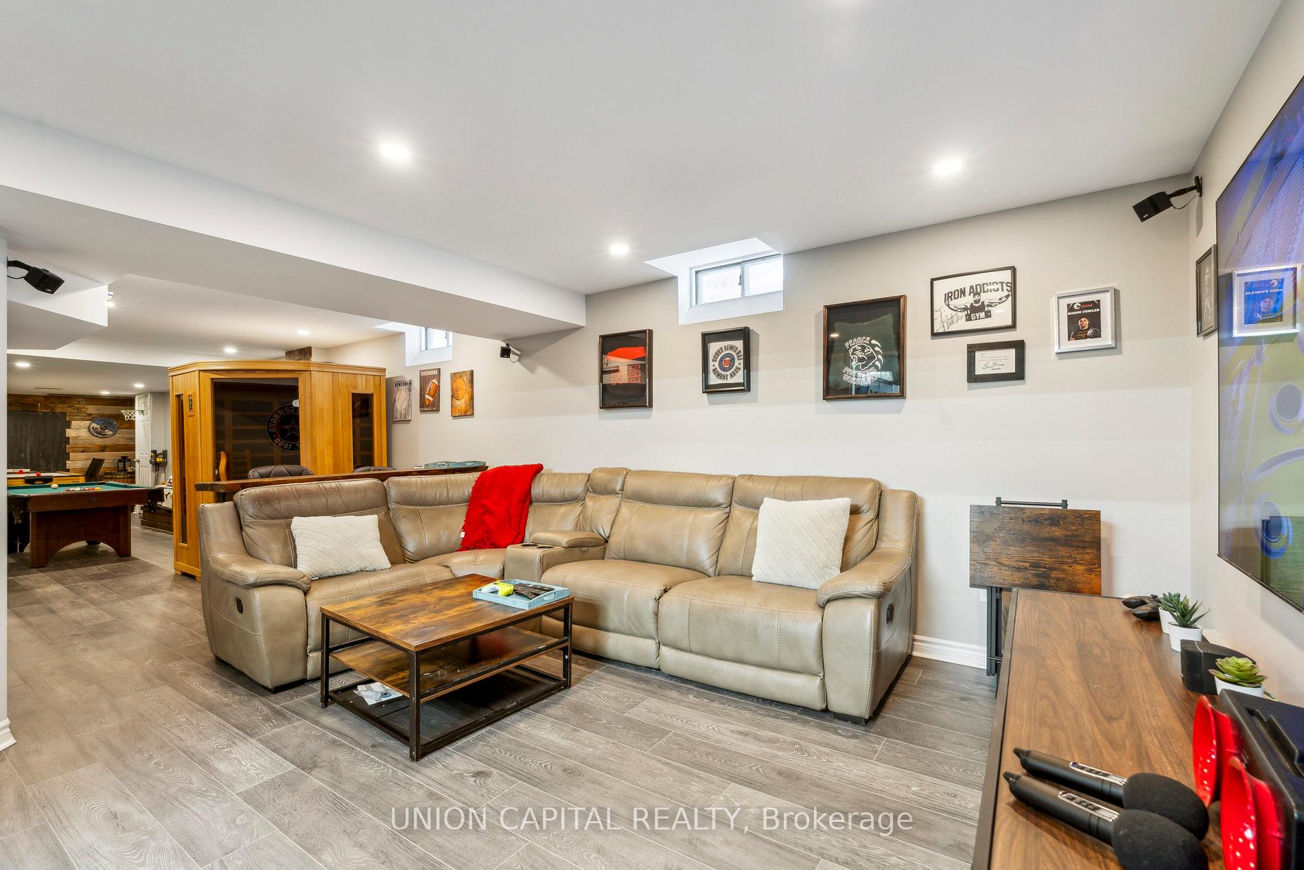 Photo 45 of 85 Charing Crescent, Aurora, Aurora Highlands — HOMEH